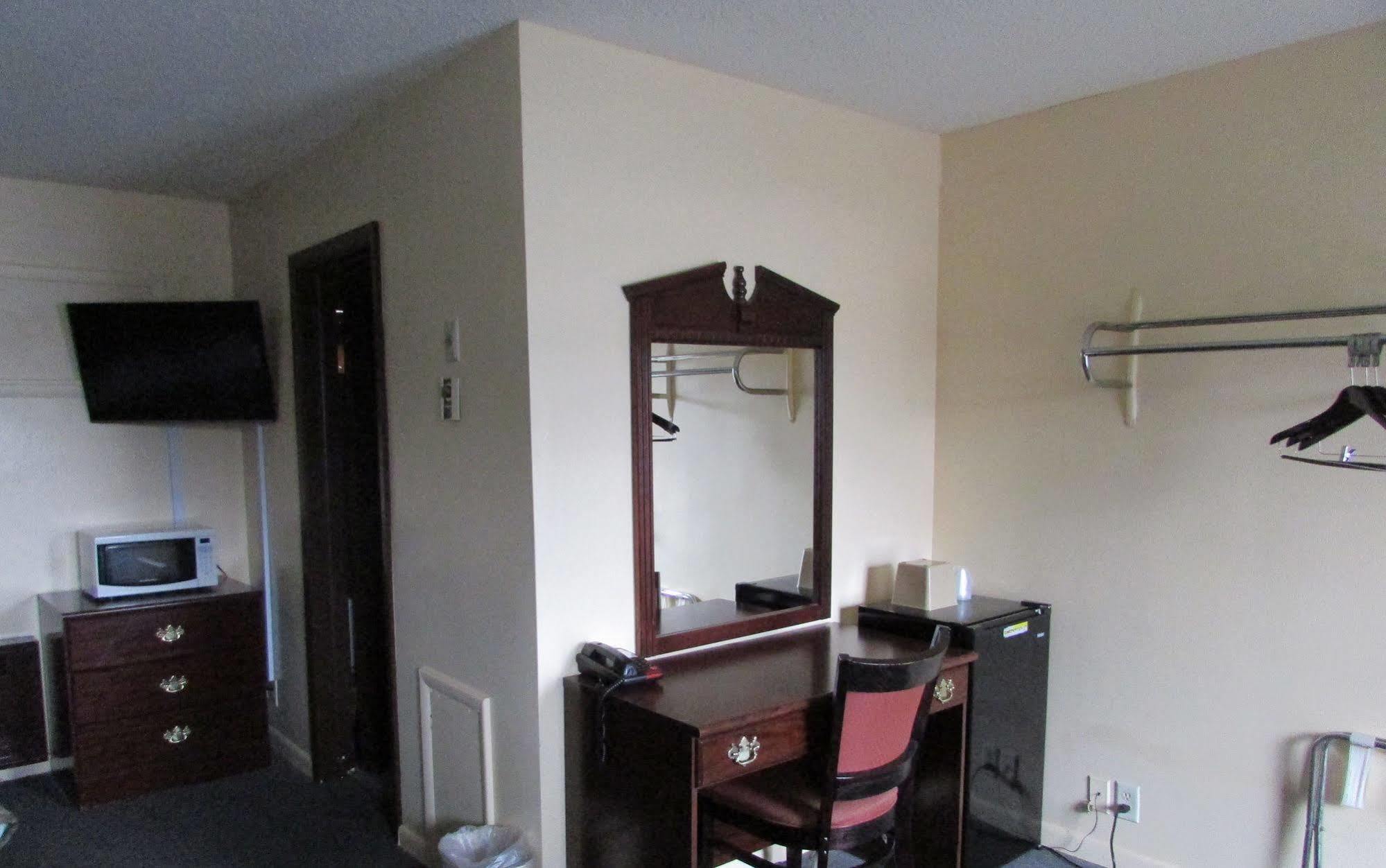 Gas Lite Motel Lawrenceville エクステリア 写真