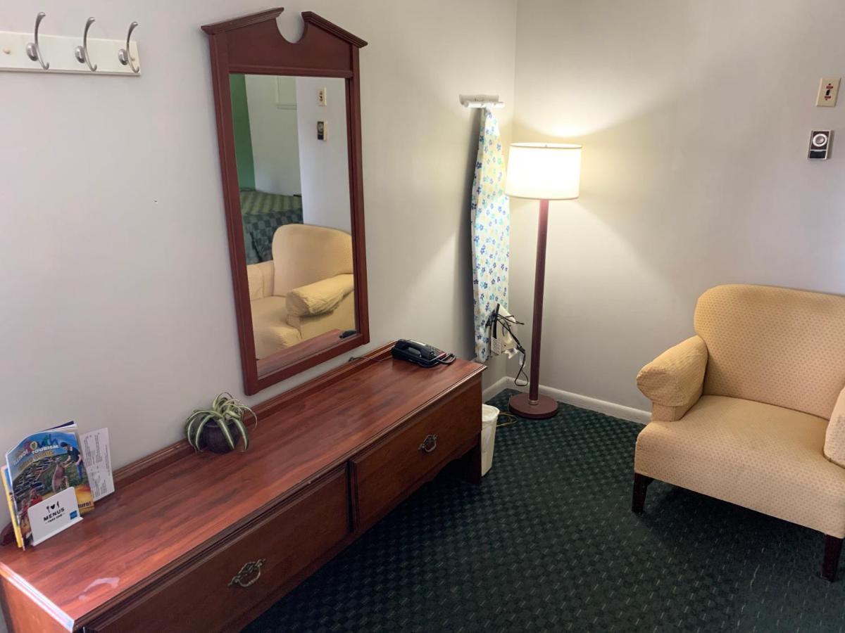 Gas Lite Motel Lawrenceville エクステリア 写真